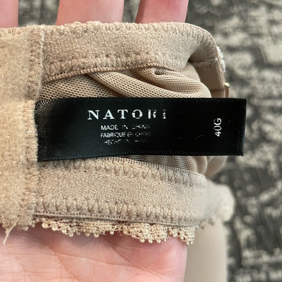 Natori full coverage fathers contour bra. 40G. Gently used - Picture 4 of 6